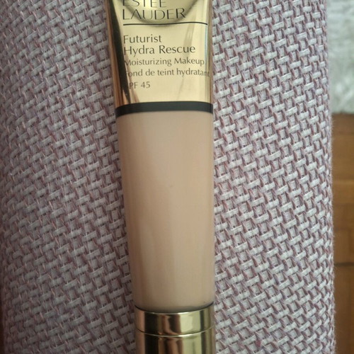 Makeup 2n2 new wrong color