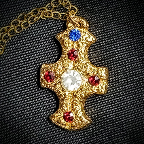 Cross with chain like new, with crystals