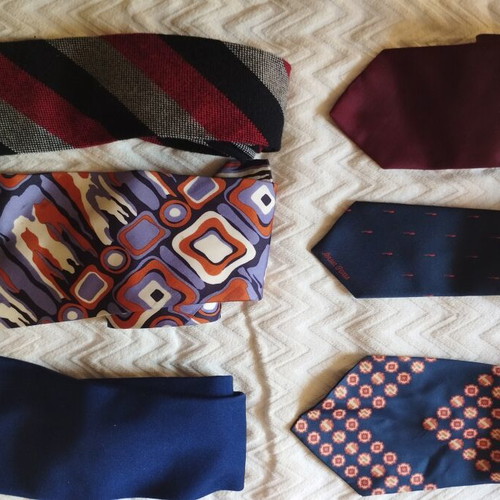 10 ties, assorted designs and colors