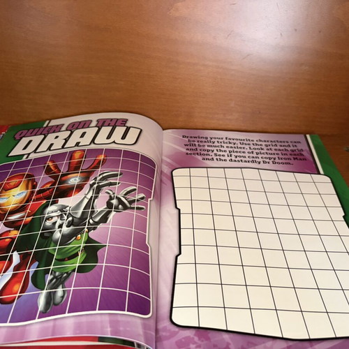 Marvel Superhero Squad Pedigree sticker album