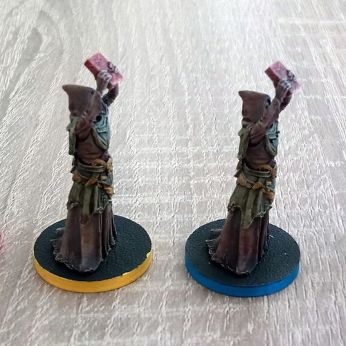 Ancient One Cultists miniatures like new, set of four