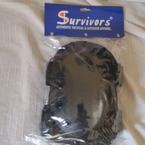 Tactical knee pads new, Survivors sealed in packaging