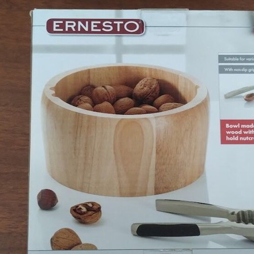 Ernesto nutcracker and bowl set new, wooden