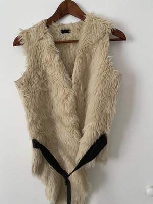 Ikks winter sleeveless vest used, beige, size S