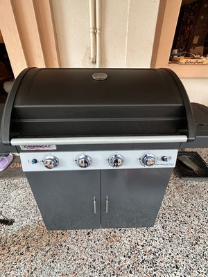 Campingaz 4 Series Classic LS Plus D grill used