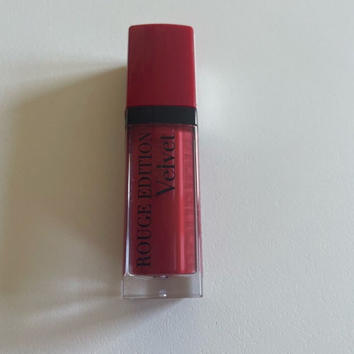 Bourjois Velvet liquid lipstick 01 red matte like new