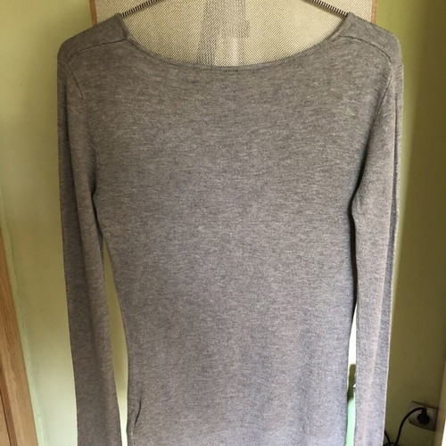 Guess women's blouse with rhinestones size S like new, gray