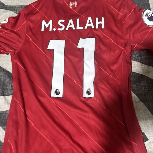 Salah Liverpool Jersey Small, authentic, new