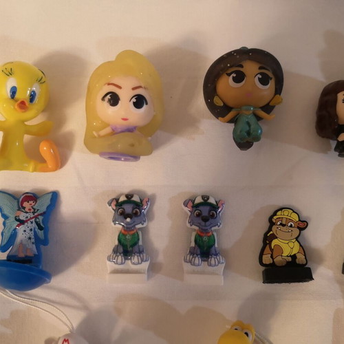 Figures pack of 15 and 14 used Disney, Paw Patrol, Super Mario, Funko Pop