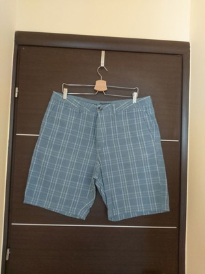 Men's shorts like new, size 38, classic fit