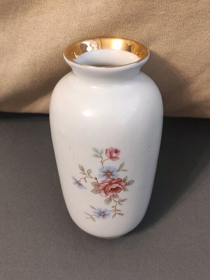 Μικρό βάζο από πορσελάνη Βαυαρίας μεταχειρισμένο, δεκαετίας 1950