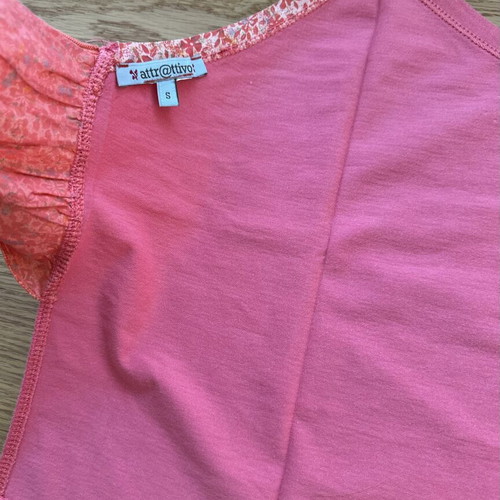 Attrattivo backless top with floral bow, pink, size S