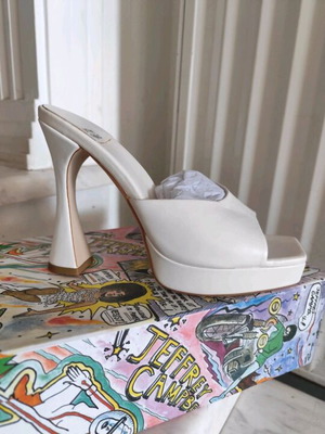 Jeffrey Campbell sandals size 40 new, white