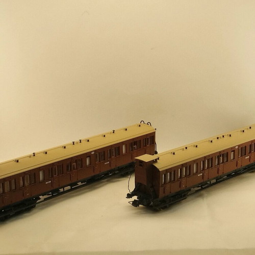 Piko HO Scale Passenger Wagons like new, with lighting