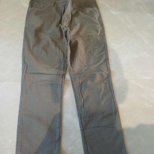 Set of size 32 pants and large shirts like new