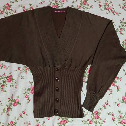 Khaki blouse S/M with batwing sleeves and decorative buttons