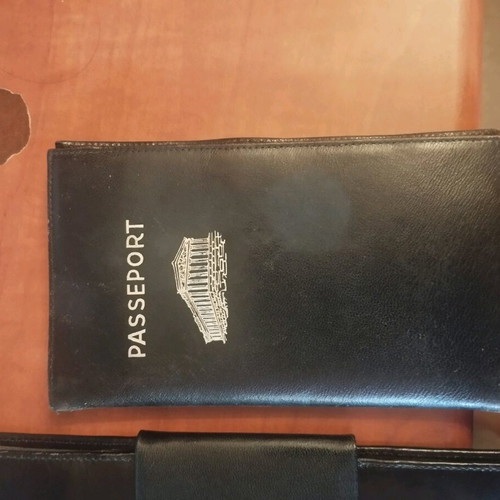 Large black travel wallets, set of 3