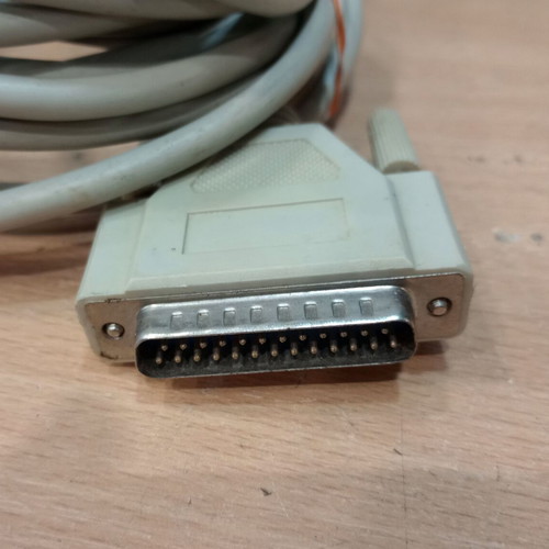 Parallel DB25 Male to Male cable 4 meters used