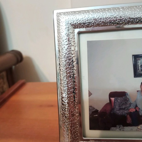 Photo frame silver modern hammered, like new, 22x17 cm
