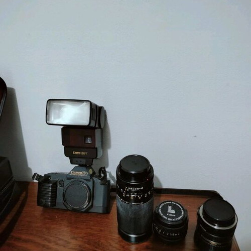 Canon T70 (1982) camera like new