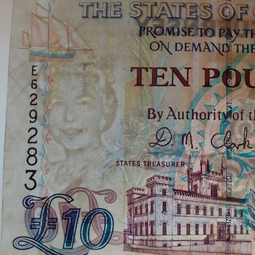 The States of Guernsey 10 Pounds banknote used 1995-2023