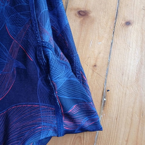 Sports leggings like new, blue with striking print, size L