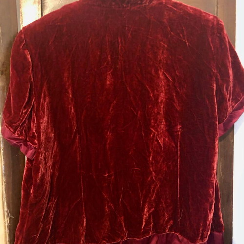 Velvet Monsoon shirt Chinese style like new, red XL