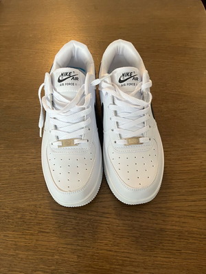 AIR FORCE 1 ΚΑΙΝΟΎΡΓΙΑ ΑΦΟΡΕΤΑ (42 νούμερο)