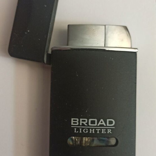 Broad Lighter windproof lighter used, needs refill