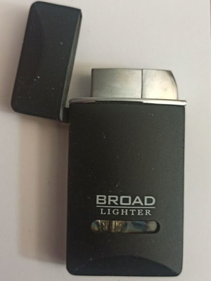 Broad Lighter windproof lighter used, needs refill