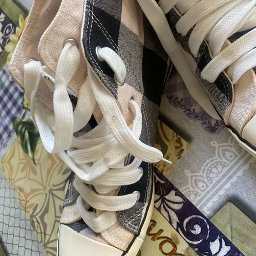 Canvas boots like new, athletic style, size 39
