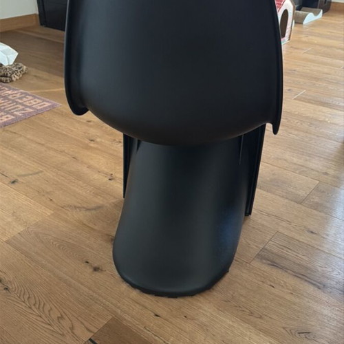 Blend dining chairs like new black polypropylene set of 6