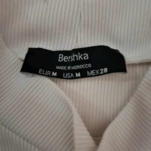 Bershka crop blouse white like new with buttons