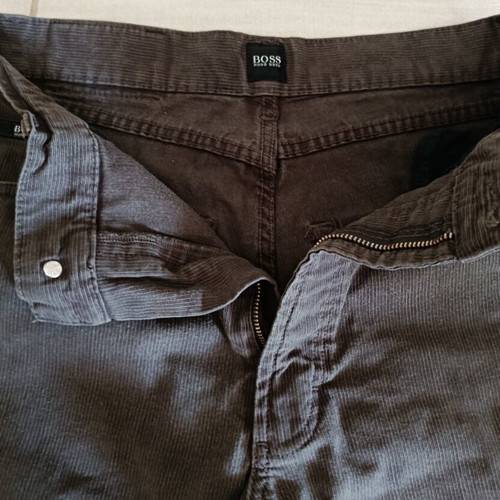 Men's Pants Hugo Boss pack of 2, like new, brown corduroy and blue denim