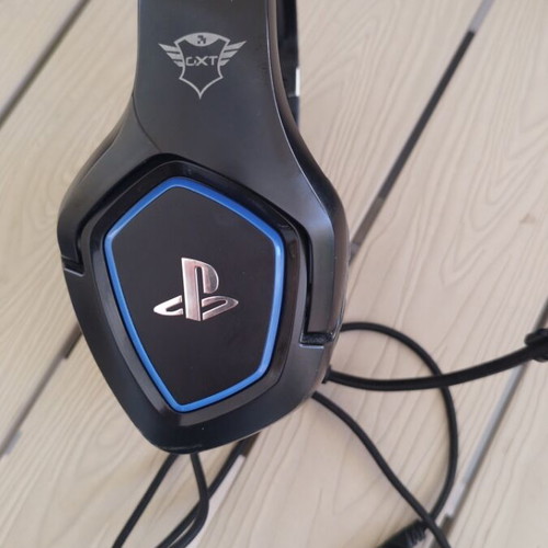 Sony PlayStation headphones used, very good condition