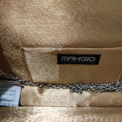 Evening bag new gold hand with chain