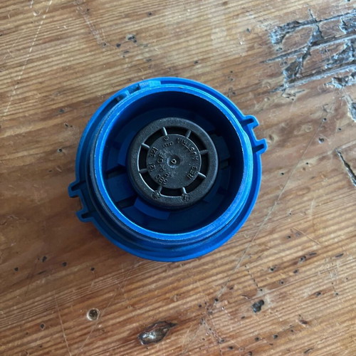 Water reservoir cap used for VW Group from Seat Ibiza