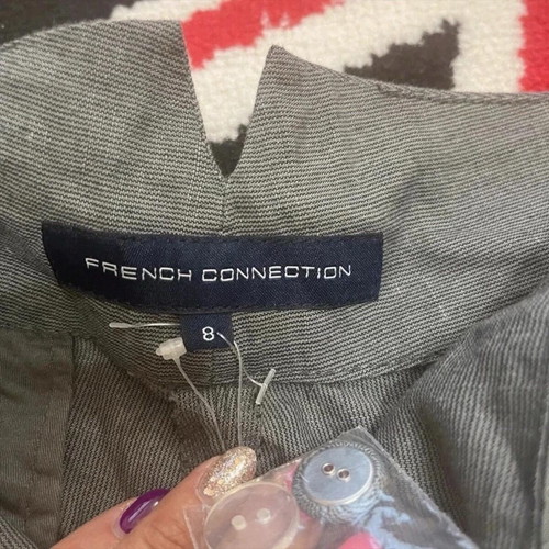 French Connection women's cropped pants gray new, size 8