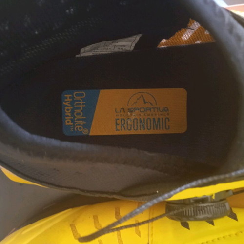La Sportiva Jackal II BOA mountain running shoes size 44, like new, yellow