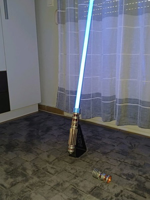 Hasbro Star Wars Force FX Lightsaber Leia Organa σαν καινούργιο με ήχο και κουτί