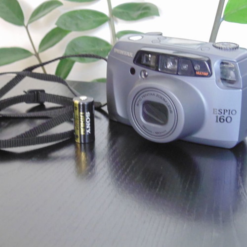 Pentax Espio 160 Multiaf camera used with smc Zoom Lens 38mm-160mm