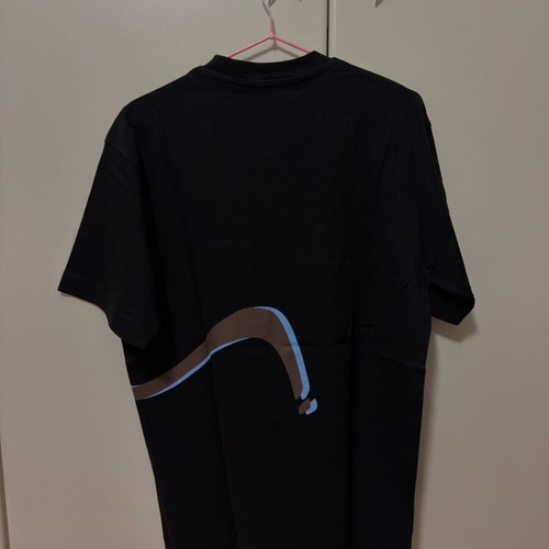 Off-White T-Shirt like new, size L, black
