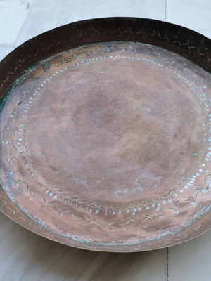 Copper tray vintage used with designs diameter 40 cm