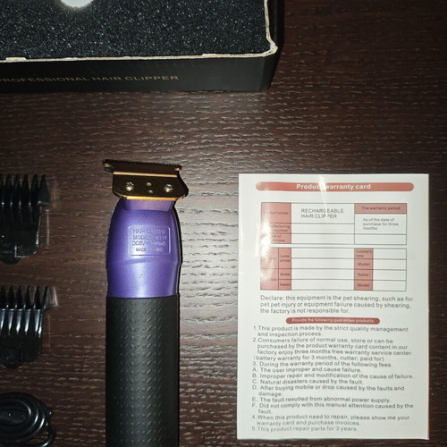 Rechargeable hair clipper deep purple with battery level indicator