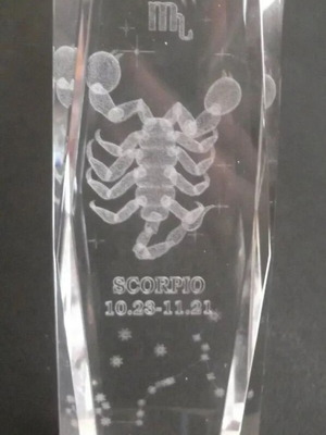 Crystal glass used Scorpio laser engraved paperweight