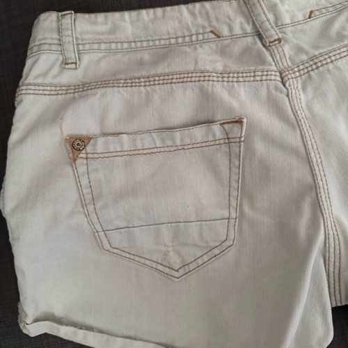 Pink Woman denim shorts like new, size M, white