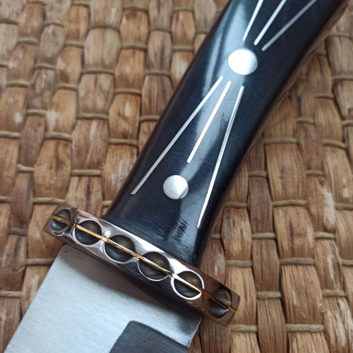 Wolf hunting knife new with wolf head and belt sheath