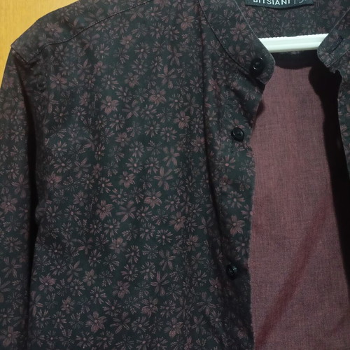 Men's shirt size S like new