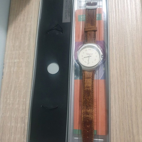 Benetton watch like new with case and papers water resistant 30 meters
