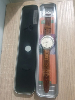 Benetton watch like new with case and papers water resistant 30 meters